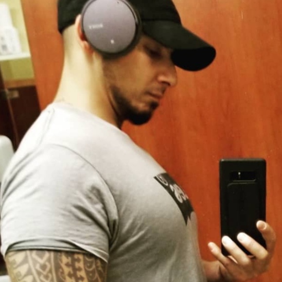 Meet your Posher, Rafael - Picture 2 of 4